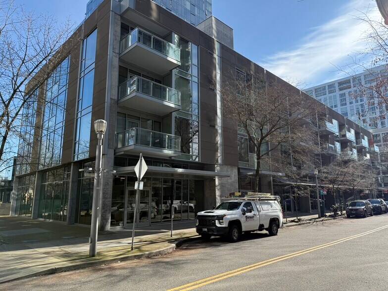 841 S Gaines St, Portland, OR for lease - Building Photo - Image 2 of 4