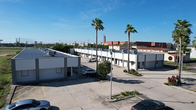 1313 W Polk Ave, Pharr, TX for lease Building Photo- Image 2 of 4