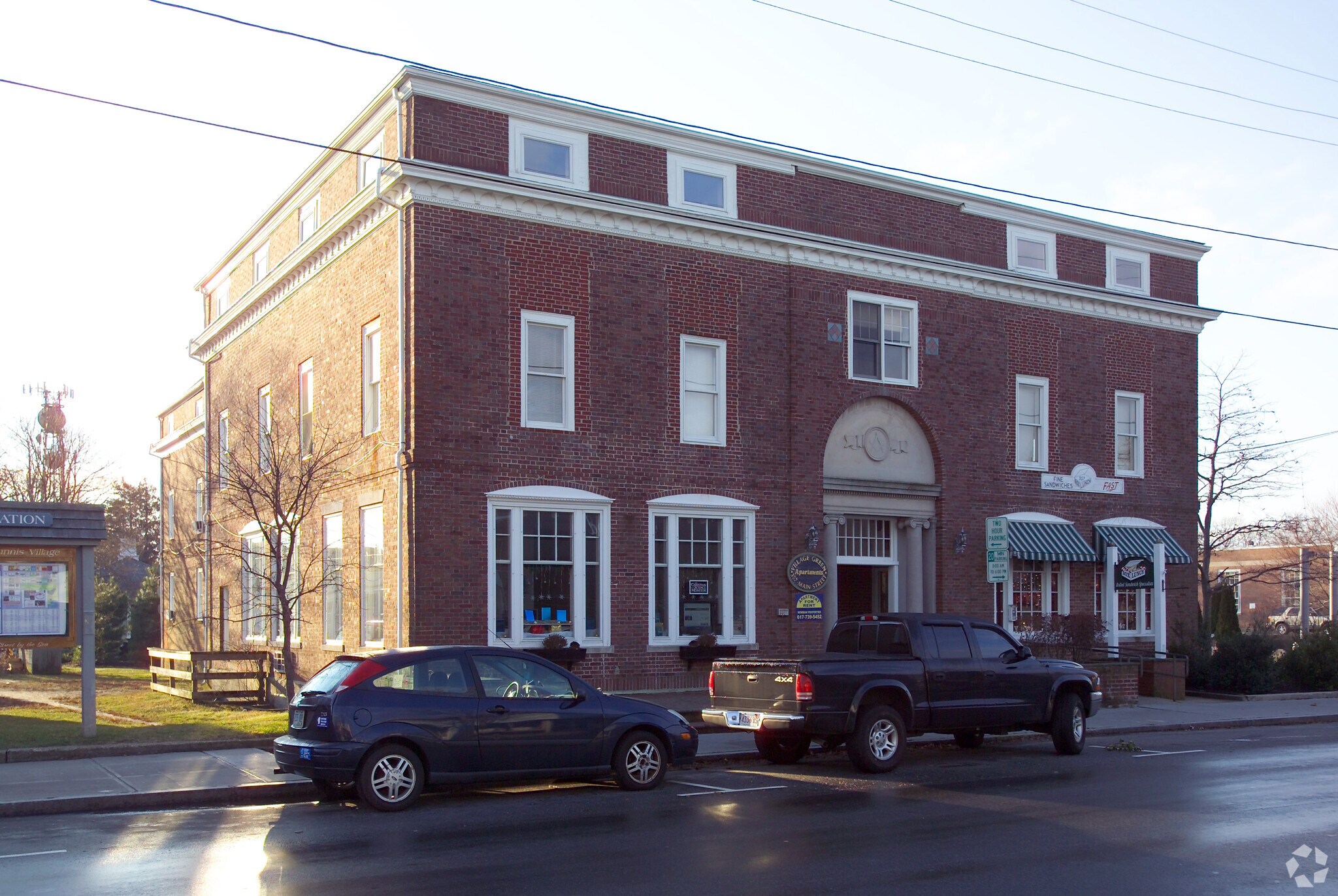 357 Main St, Hyannis, MA for sale Primary Photo- Image 1 of 1