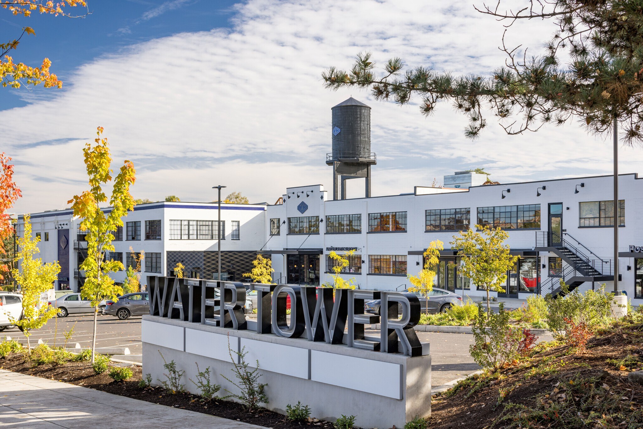 5331 S Macadam Ave, Portland, OR for lease Building Photo- Image 1 of 18