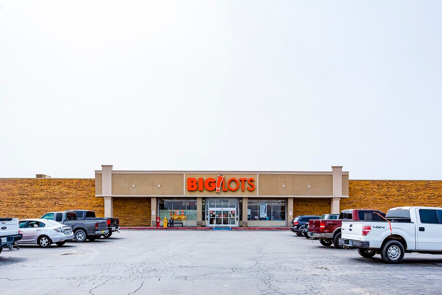 903-1015 E Bender Blvd, Hobbs, NM for sale - Primary Photo - Image 1 of 1