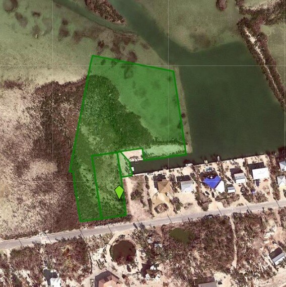 1564 Long Beach Dr, Big Pine Key, FL for sale - Primary Photo - Image 1 of 2