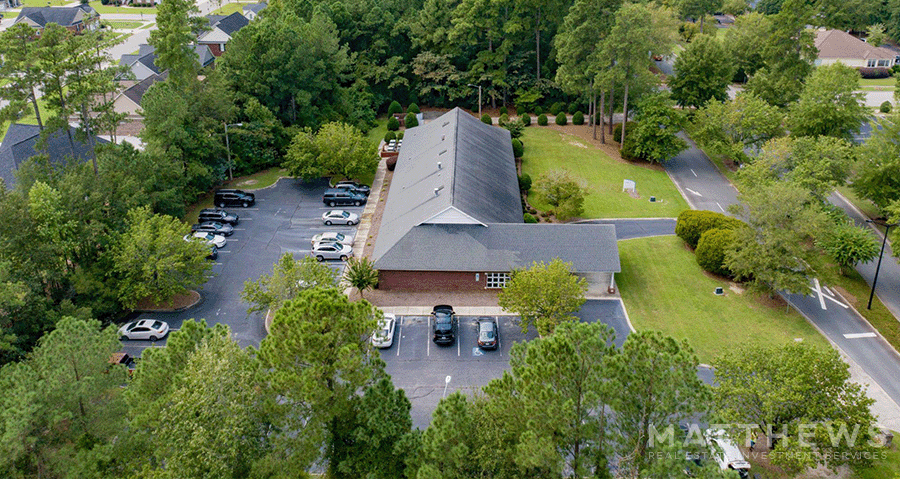 800 Oakridge Blvd, Lumberton, NC for sale - Building Photo - Image 1 of 1