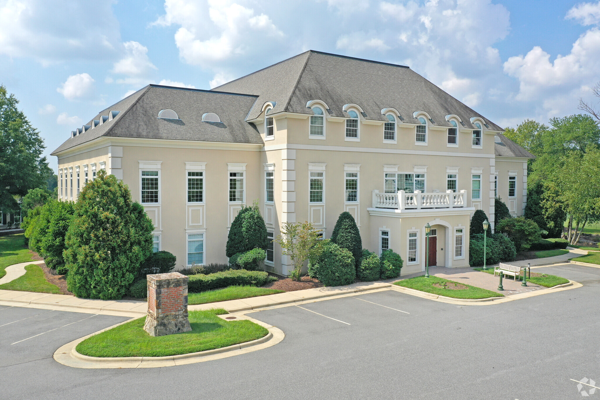 4510 Weybridge Ln, Greensboro, NC for lease Building Photo- Image 1 of 8