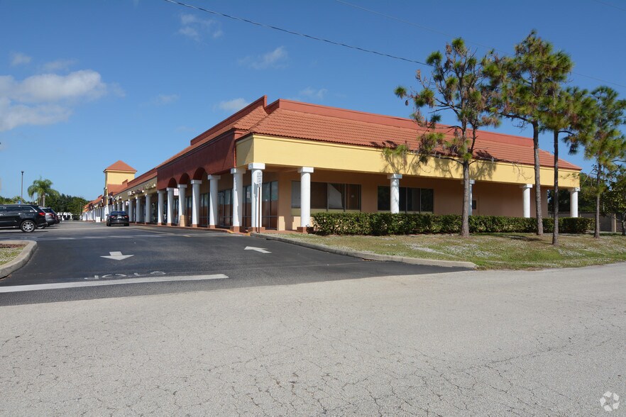 4651 Babcock St NE, Palm Bay, FL for sale - Primary Photo - Image 1 of 1