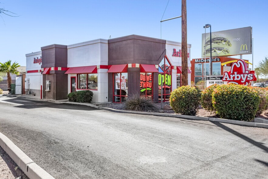 2323 W Apache Trl, Apache Junction, AZ for sale - Primary Photo - Image 1 of 1