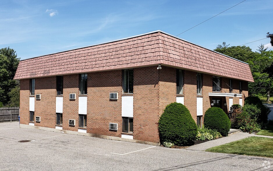 633 Trapelo Rd, Waltham, MA 02452