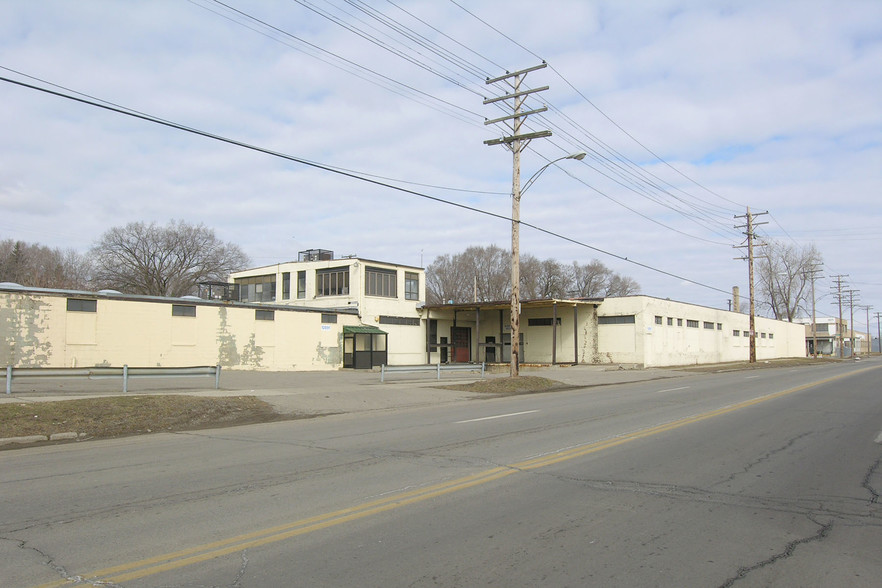 12891 Mount Elliott St, Detroit, MI for sale - Primary Photo - Image 1 of 1