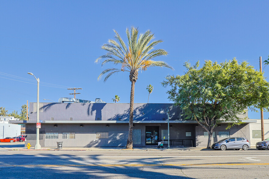 752-758 N Highland Ave, Los Angeles, CA for sale - Building Photo - Image 3 of 18