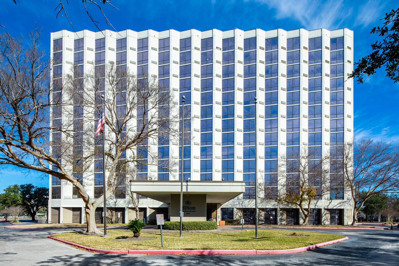 6780 Southwest Fwy, Houston, TX 77074 | LoopNet
