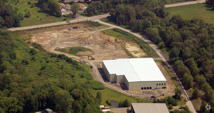 915 NY-17K, Montgomery, NY - aerial  map view