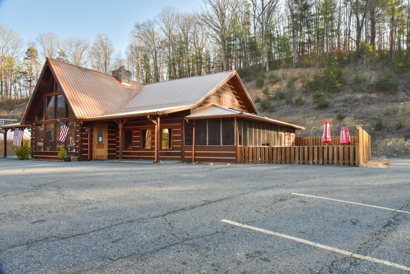 798 Walnut Creek Rd, Marshall, NC 28753