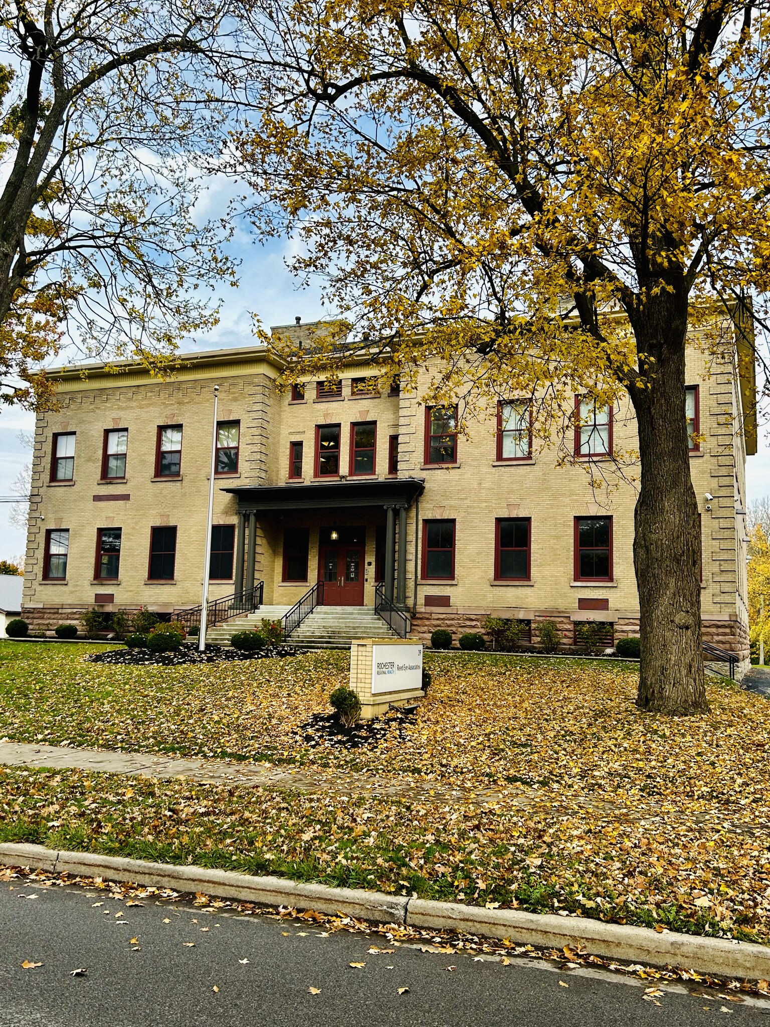 39 Washington Ave, Batavia, NY for sale Building Photo- Image 1 of 3