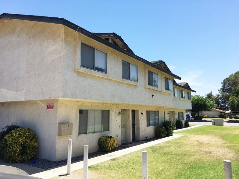 4202 White Ln, Bakersfield, CA 93309