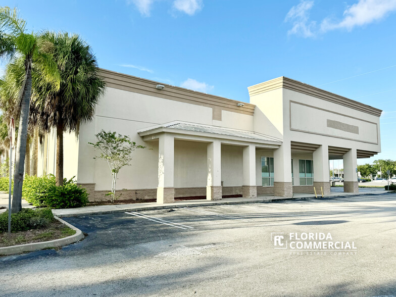 9197 S Us-1 Hwy, Port Saint Lucie, FL for lease - Building Photo - Image 2 of 16