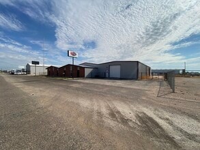 8326 N County Rd W, Odessa, TX for lease Interior Photo- Image 2 of 19