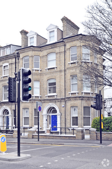 18 Cromwell Rd, Hove for lease - Building Photo - Image 2 of 2