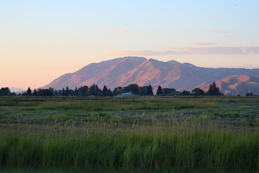 0 OLSEN rd, Cokeville, WY for sale - Primary Photo - Image 1 of 21