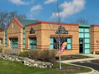 More details for 661-671 E Calhoun St, Woodstock, IL - Office for Sale
