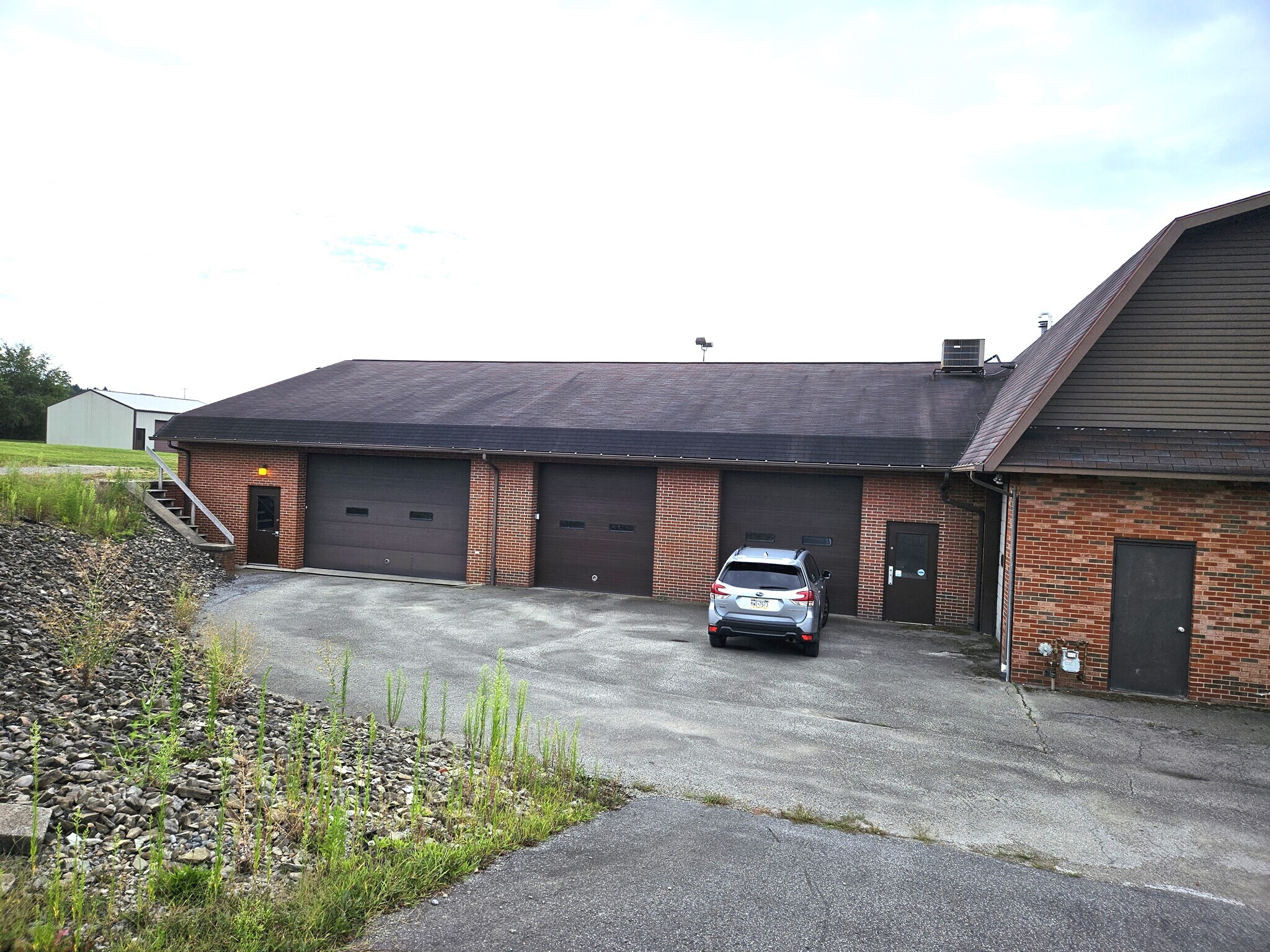 1385 Wayne Ave, Indiana, PA 15701 McGill's Car World