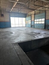 2100-2130 E Highland Ave, San Bernardino, CA for lease Building Photo- Image 2 of 5