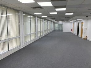 69 Southwark Bridge Rd, London for lease Interior Photo- Image 1 of 2
