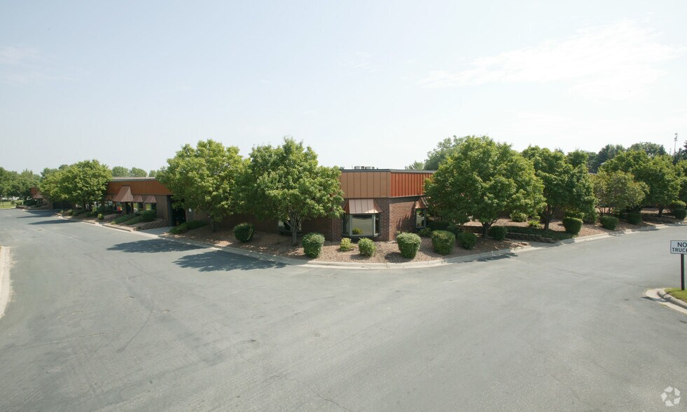 10550 County Road 81, Maple Grove, MN for lease - Building Photo - Image 2 of 18