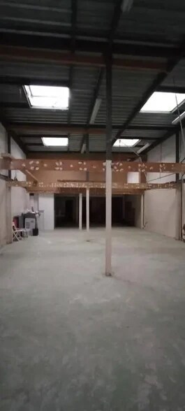 Multifamily in Saint-Denis for sale - Construction Photo - Image 1 of 7
