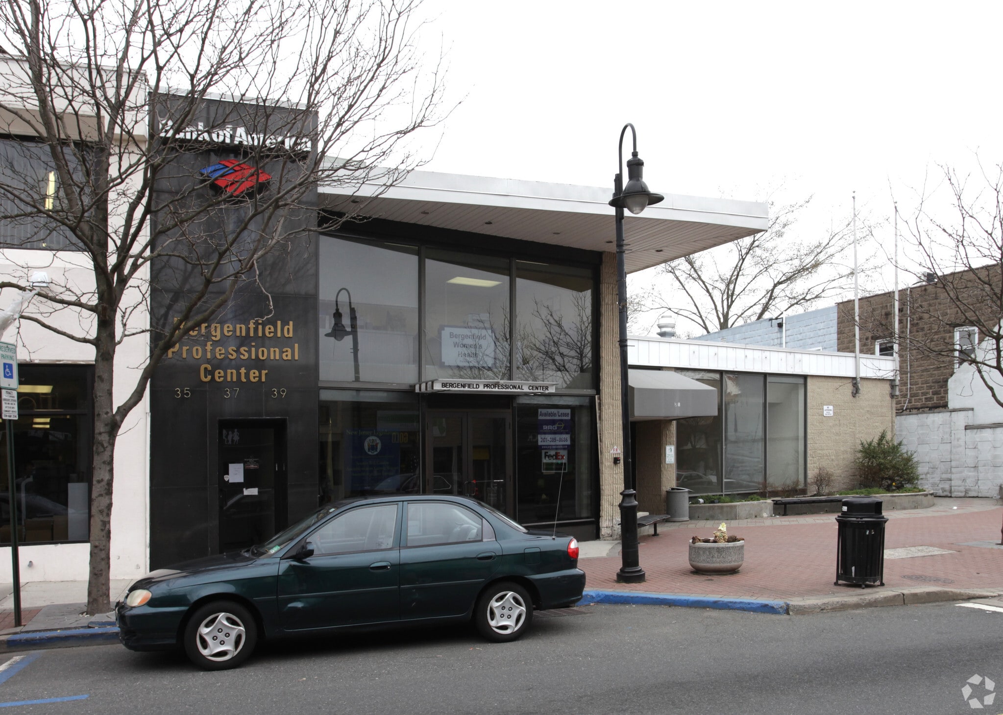 37-39 S Washington Ave, Bergenfield, NJ for sale Primary Photo- Image 1 of 1