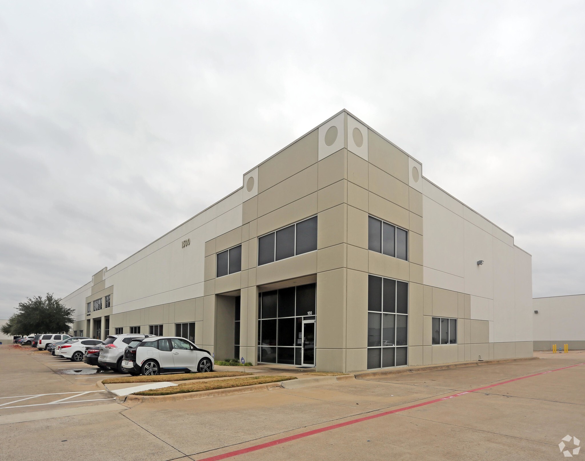 1004 Avenue N, Plano, TX for lease Building Photo- Image 1 of 5