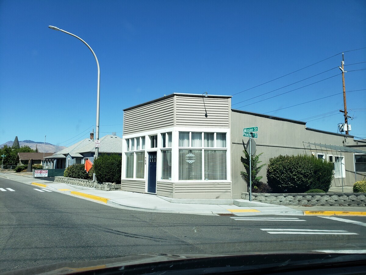 709 S Mission St, Wenatchee, WA 98801
