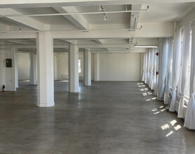 656 S Los Angeles St, Los Angeles, CA for lease Interior Photo- Image 1 of 7