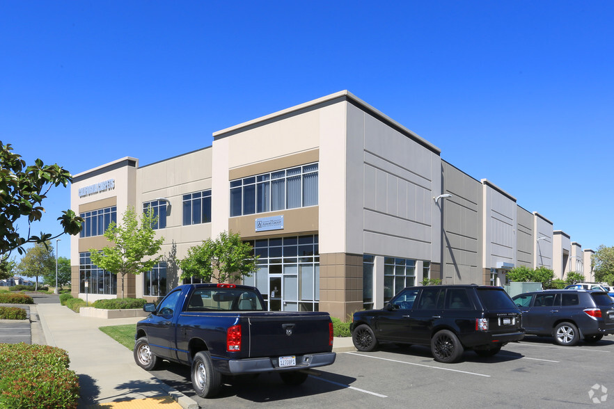 5842-5854 Lonetree Blvd, Rocklin, CA for lease - Building Photo - Image 3 of 10