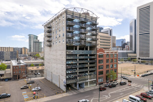 Arapahoe Self-Parking - Self Storage Facility