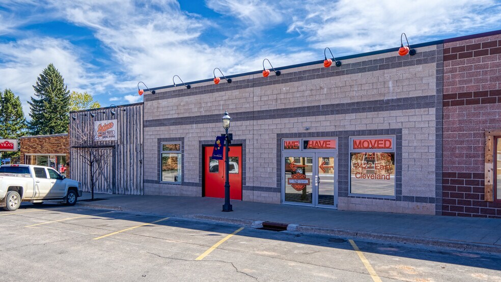 220 E Main St, Sundance, WY 82729