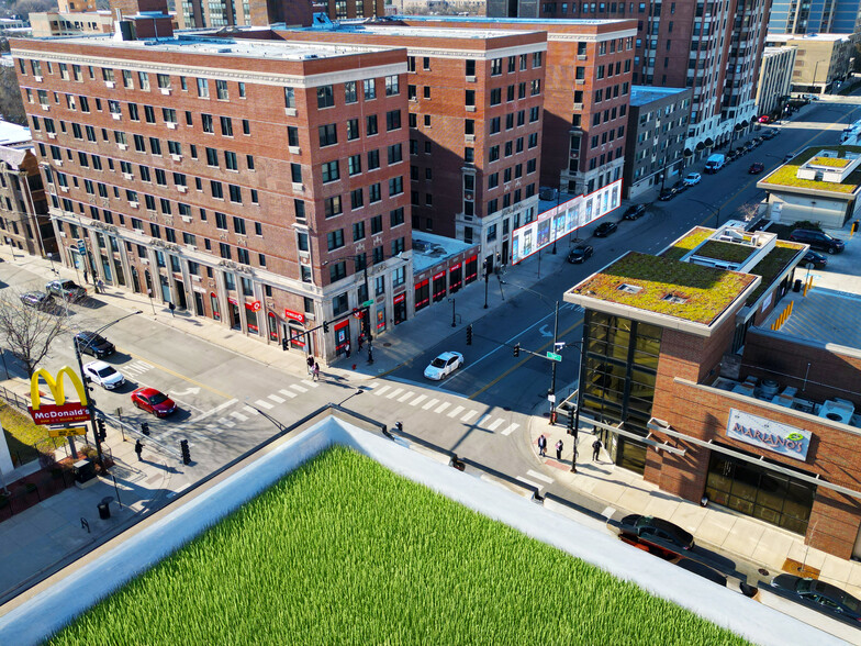 5200 N Sheridan Rd, Chicago, IL for lease - Building Photo - Image 3 of 63