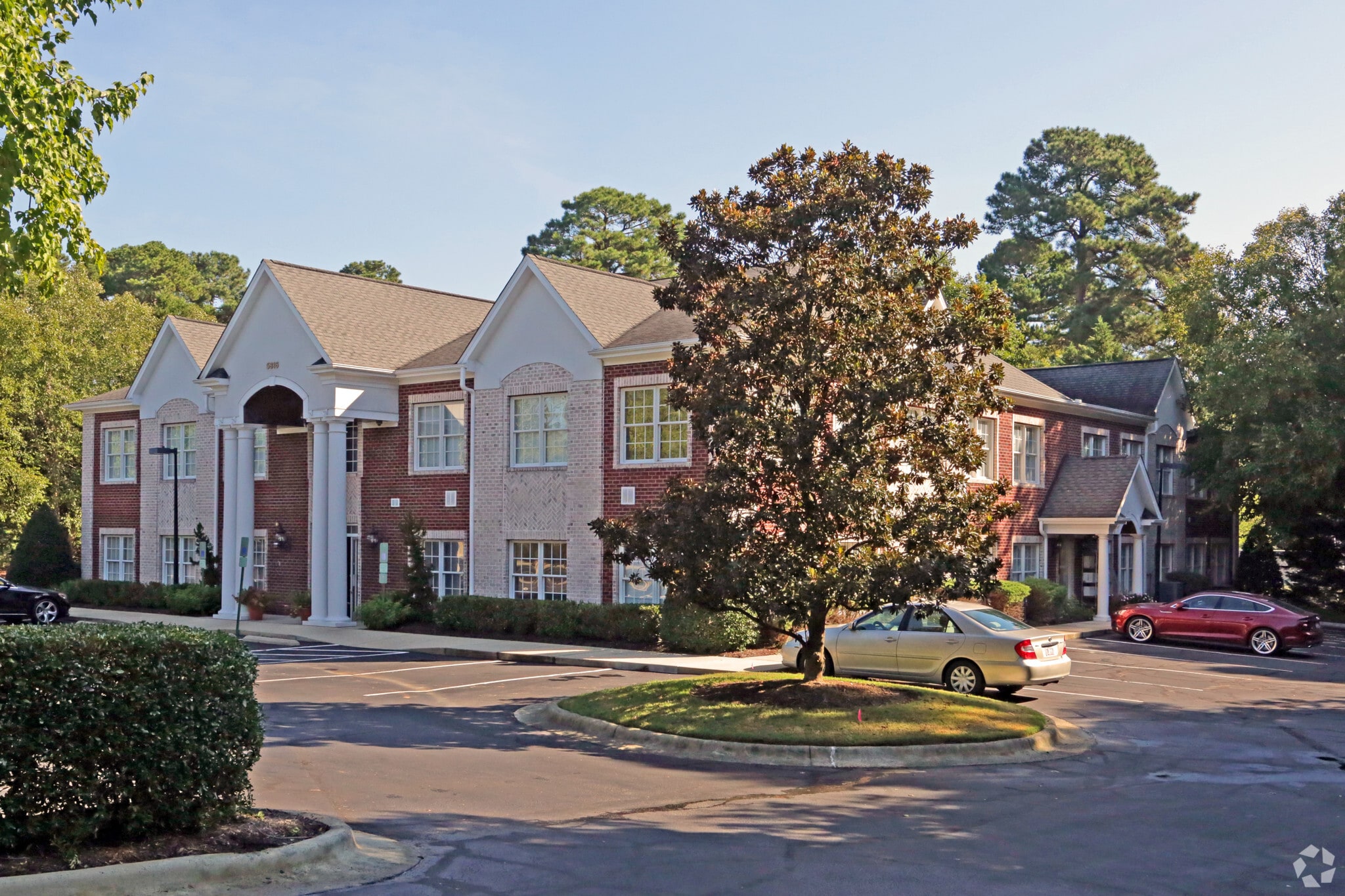 5816 Creedmoor Rd, Raleigh, NC for lease Primary Photo- Image 1 of 35