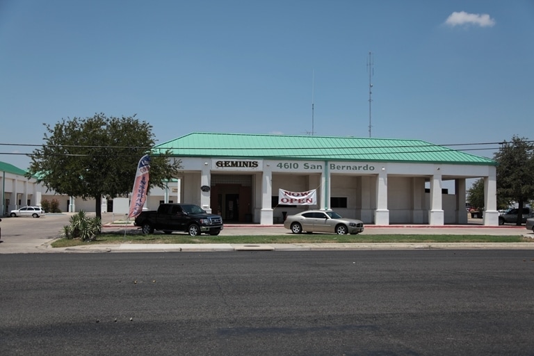 4610 San Bernardo Ave, Laredo, TX 78041
