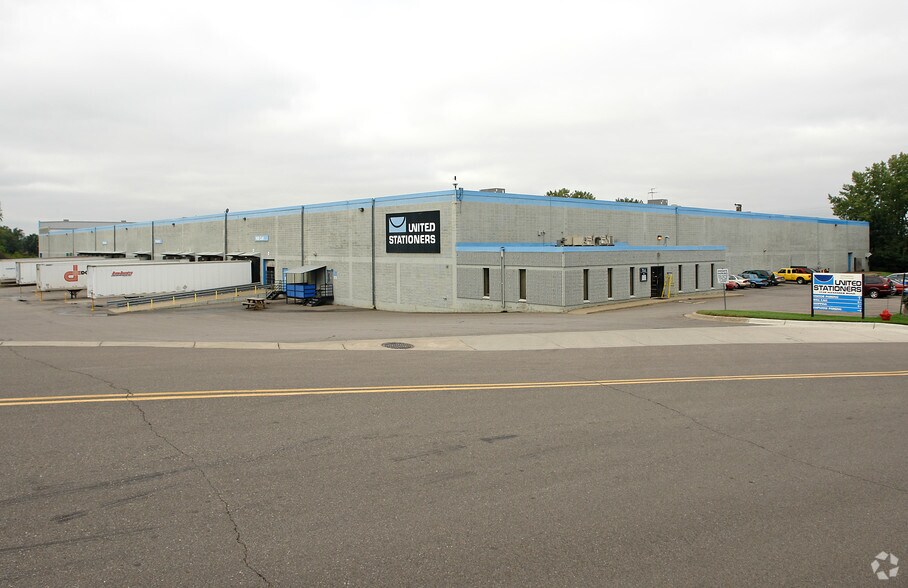 1720 Alexander Rd, Eagan, MN for lease - Primary Photo - Image 1 of 7
