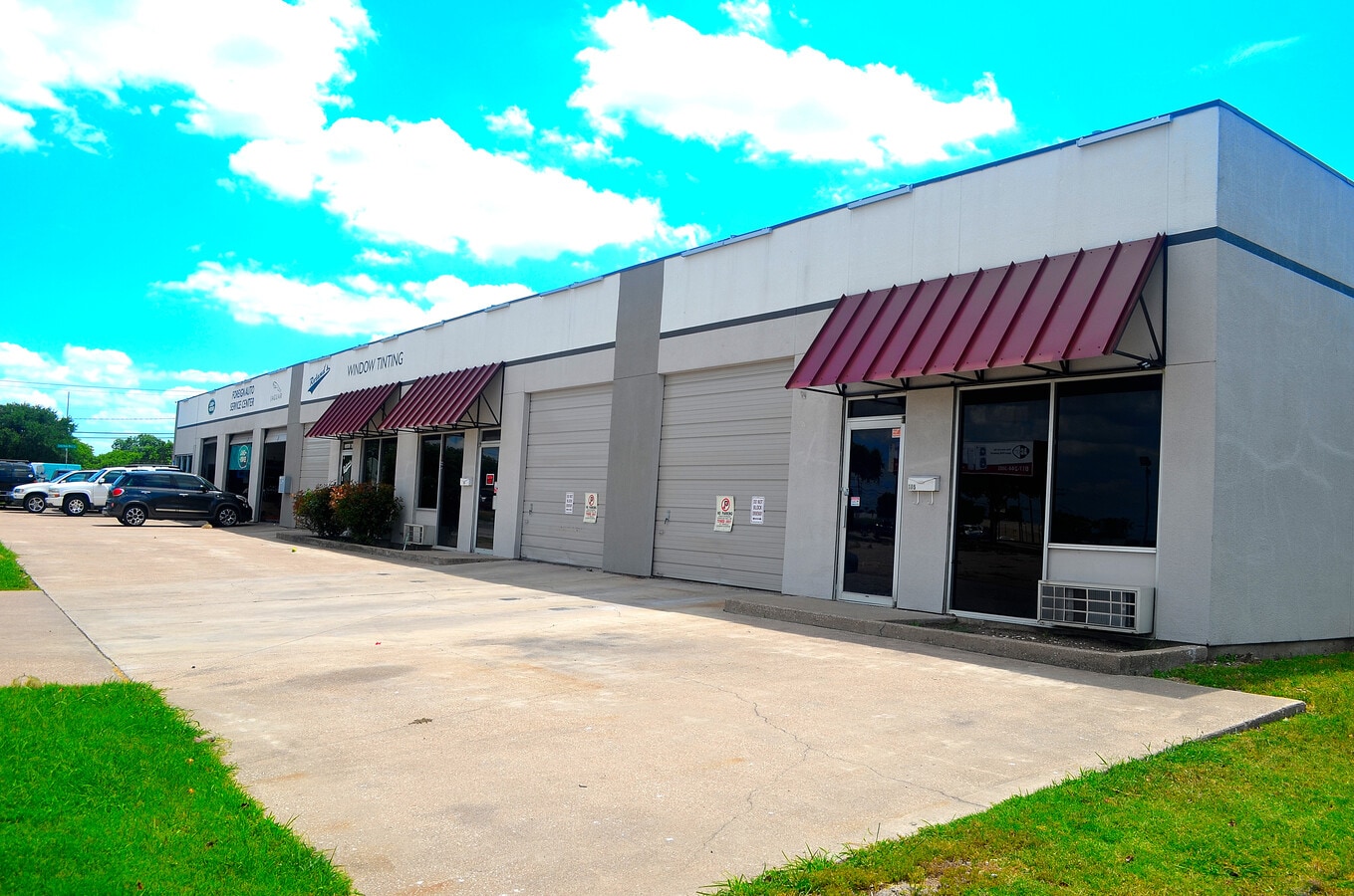 7800 Camp Bowie, Fort Worth, TX 76116