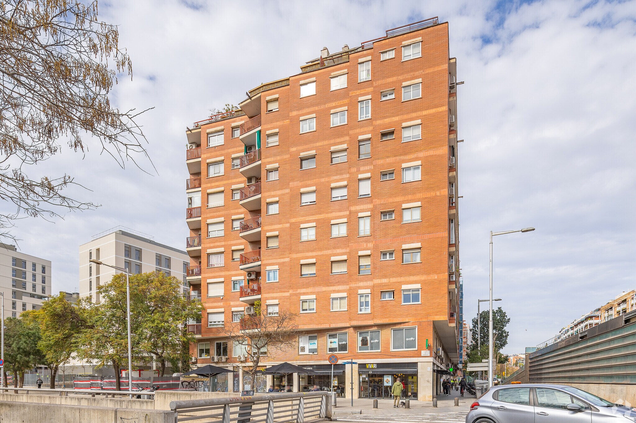 Multifamily in Barcelona, Barcelona for sale Primary Photo- Image 1 of 4