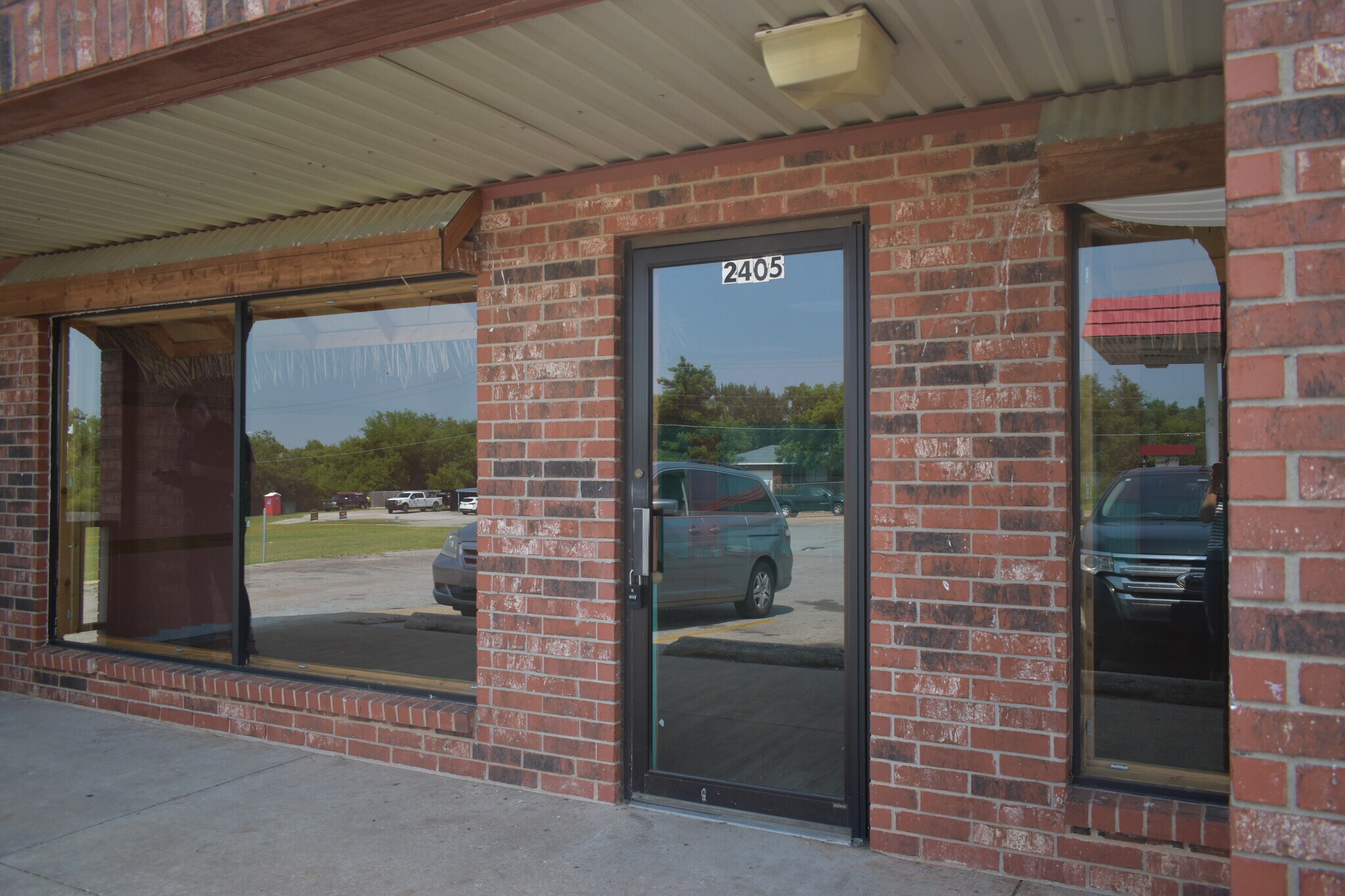 2403 N Porter Ave, Norman, OK for lease Building Photo- Image 1 of 6