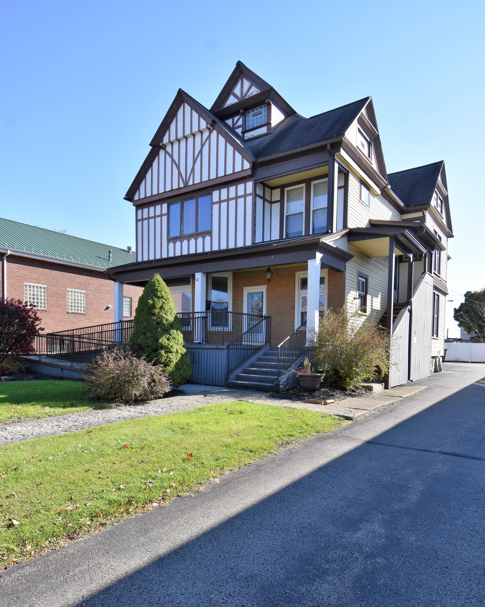 281 Main St, Greenville, PA for sale Building Photo- Image 1 of 30