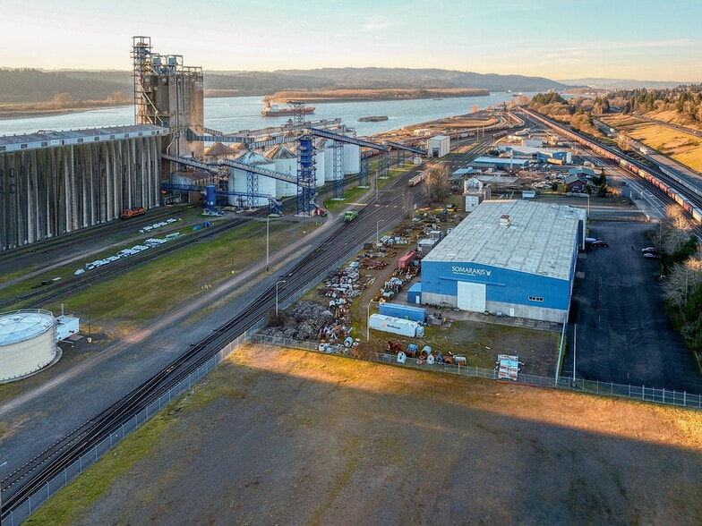 552 Hendrickson Dr, Kalama, WA for sale - Building Photo - Image 1 of 1