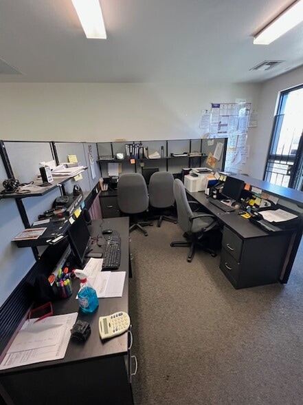 3415 W Lake Mead Blvd, North Las Vegas, NV for sale - Building Photo - Image 3 of 10