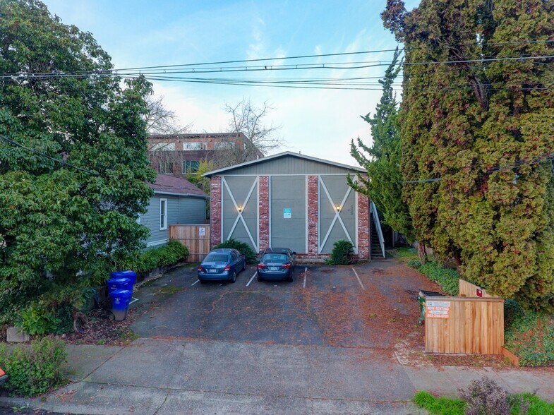 2521-2529 NW Savier St, Portland, OR for sale - Building Photo - Image 1 of 1
