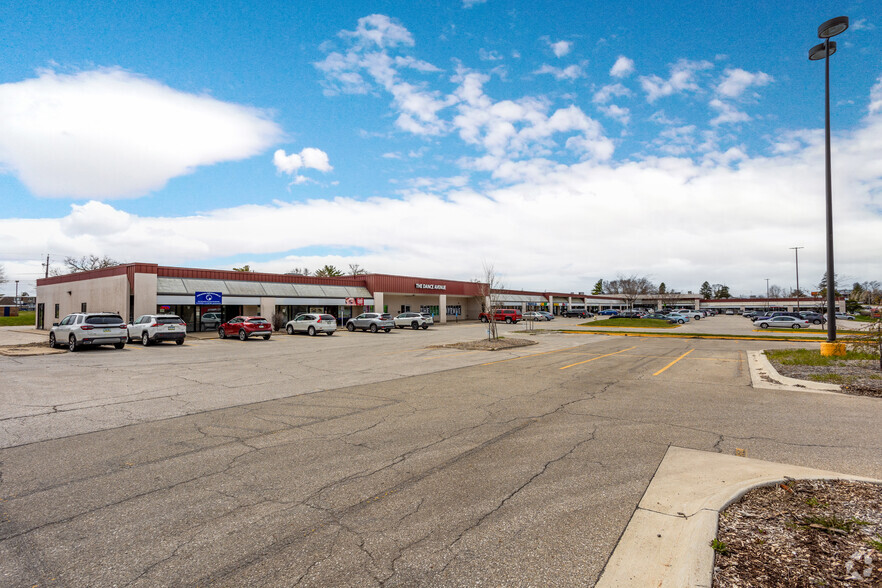 200 Army Post Rd, Des Moines, IA for sale - Primary Photo - Image 1 of 1