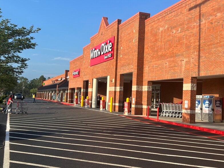 50 S Blue Angel Pky, Pensacola, FL for lease - Building Photo - Image 2 of 28