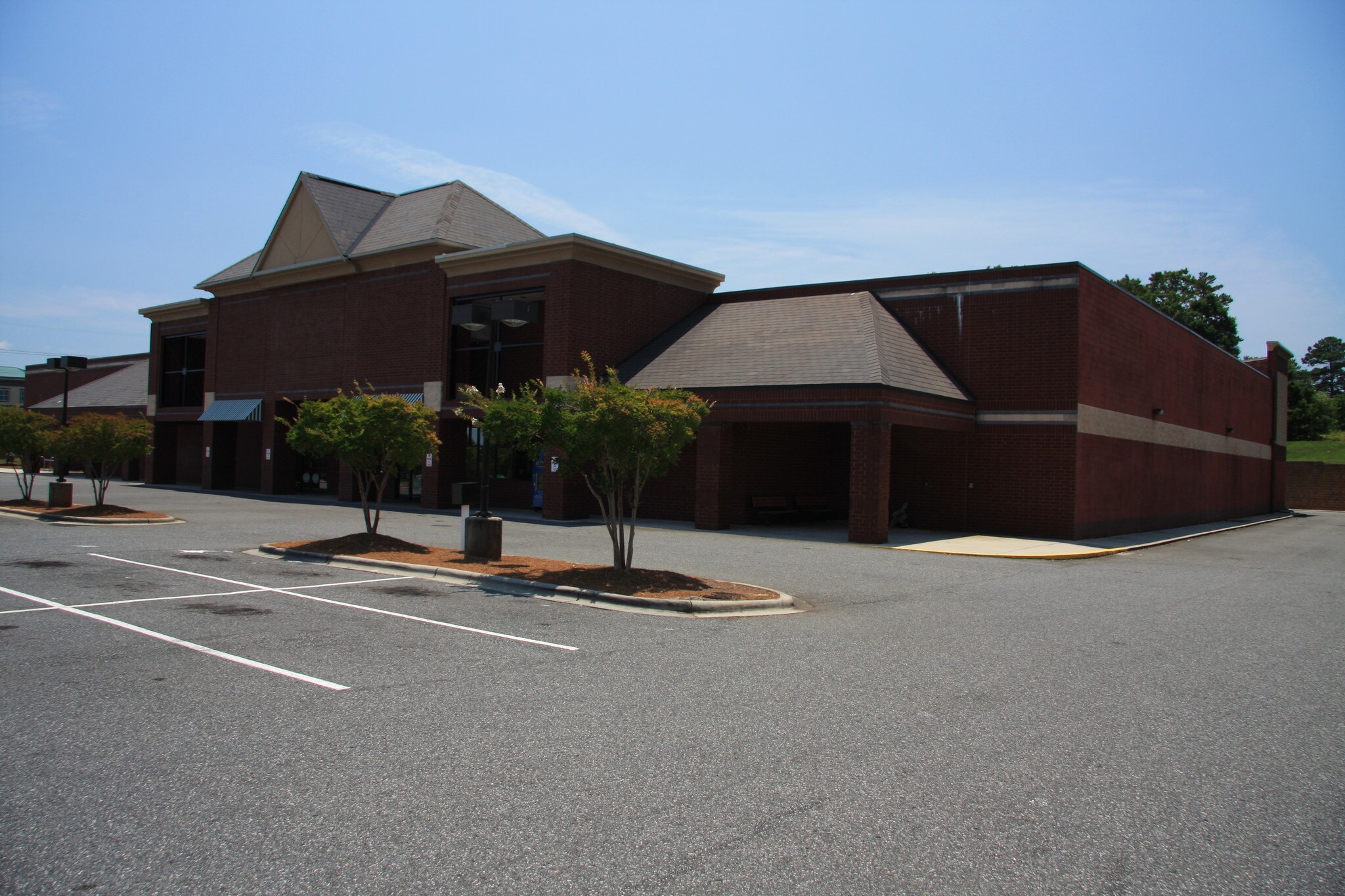 17001 Kenton Dr, Cornelius, NC for sale Building Photo- Image 1 of 1