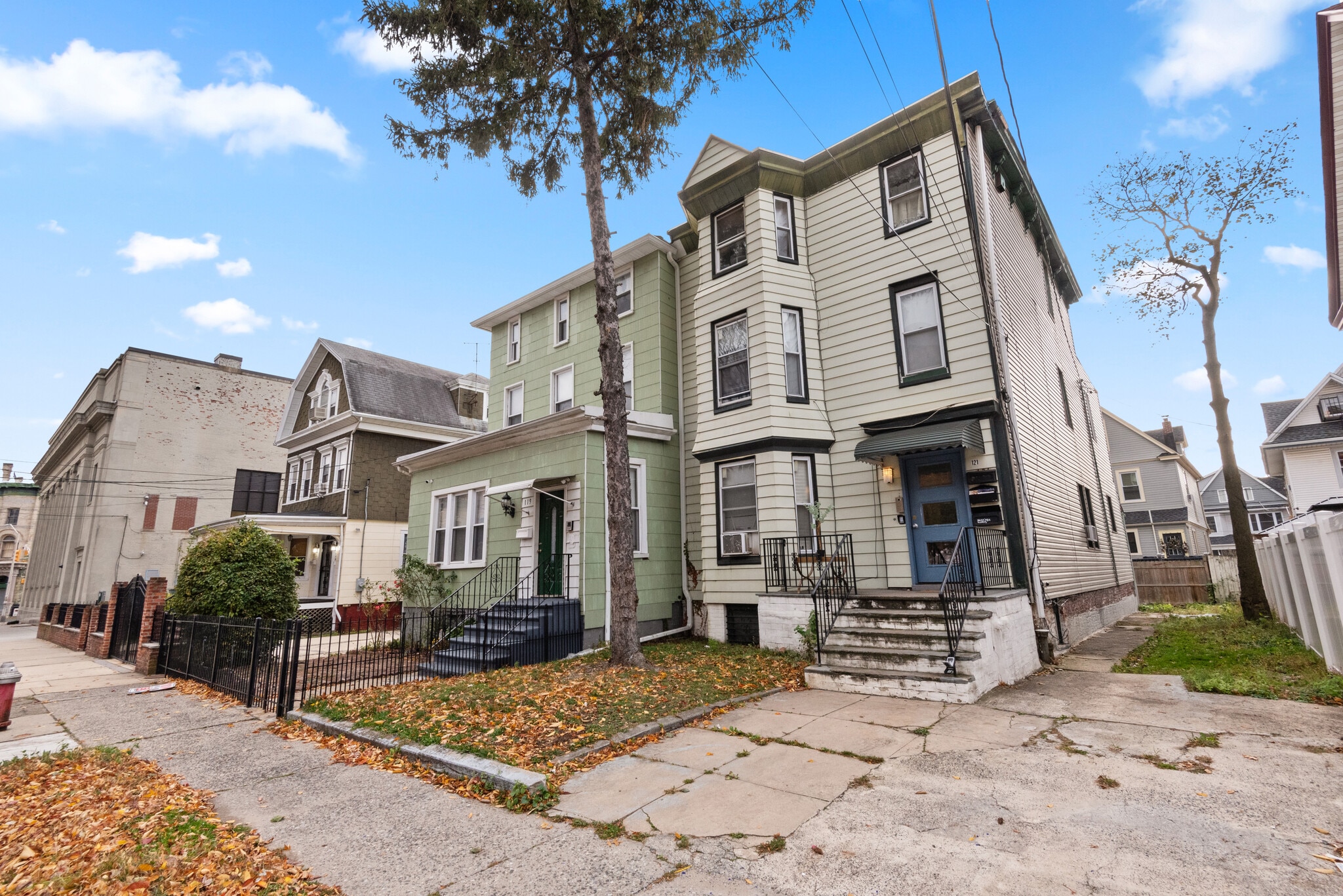 121 Lembeck Ave, Jersey City, NJ for sale Primary Photo- Image 1 of 17
